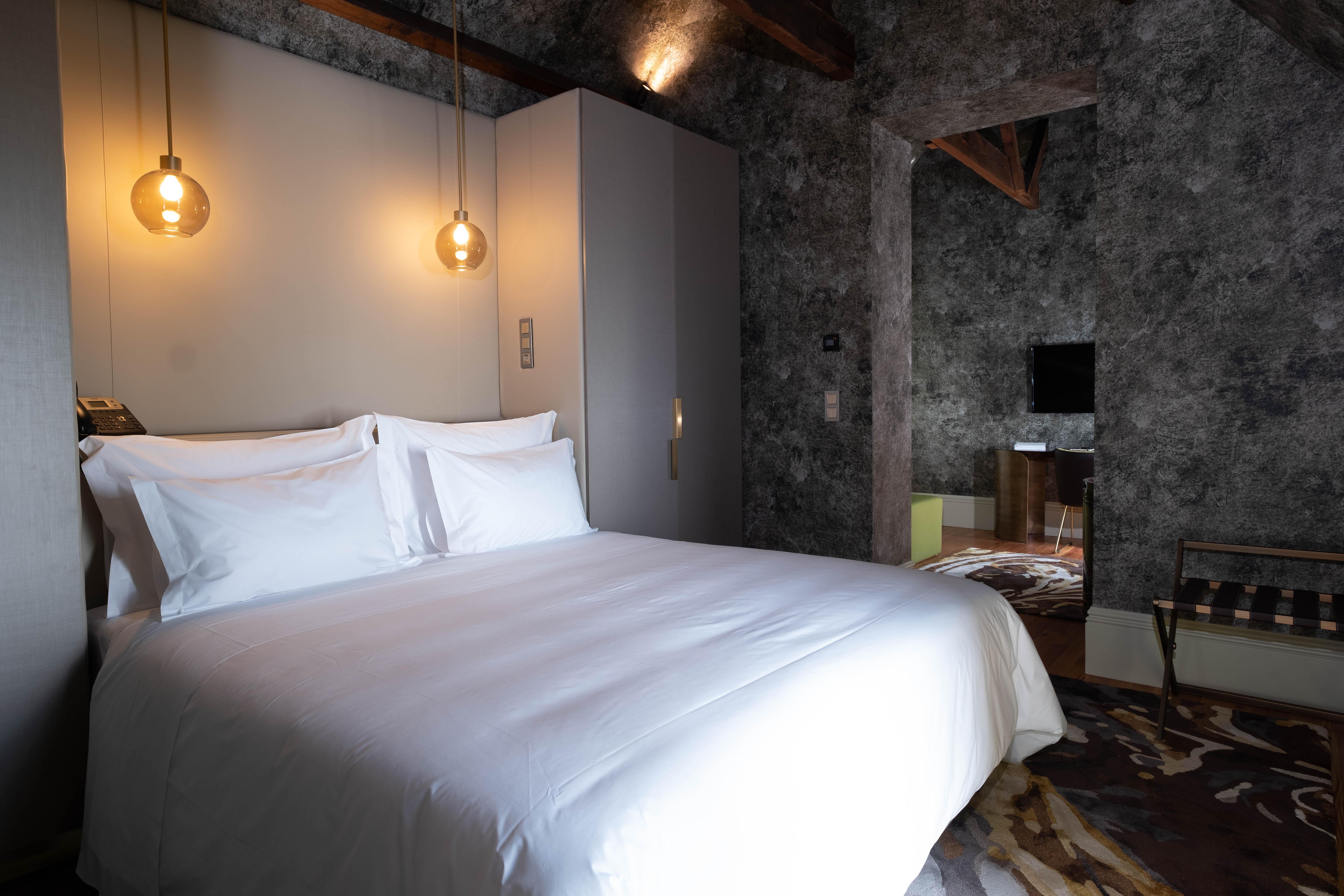 Vila Foz Hotel & Spa - Member Of Design Hotels Porto Eksteriør bilde A room at the hotel