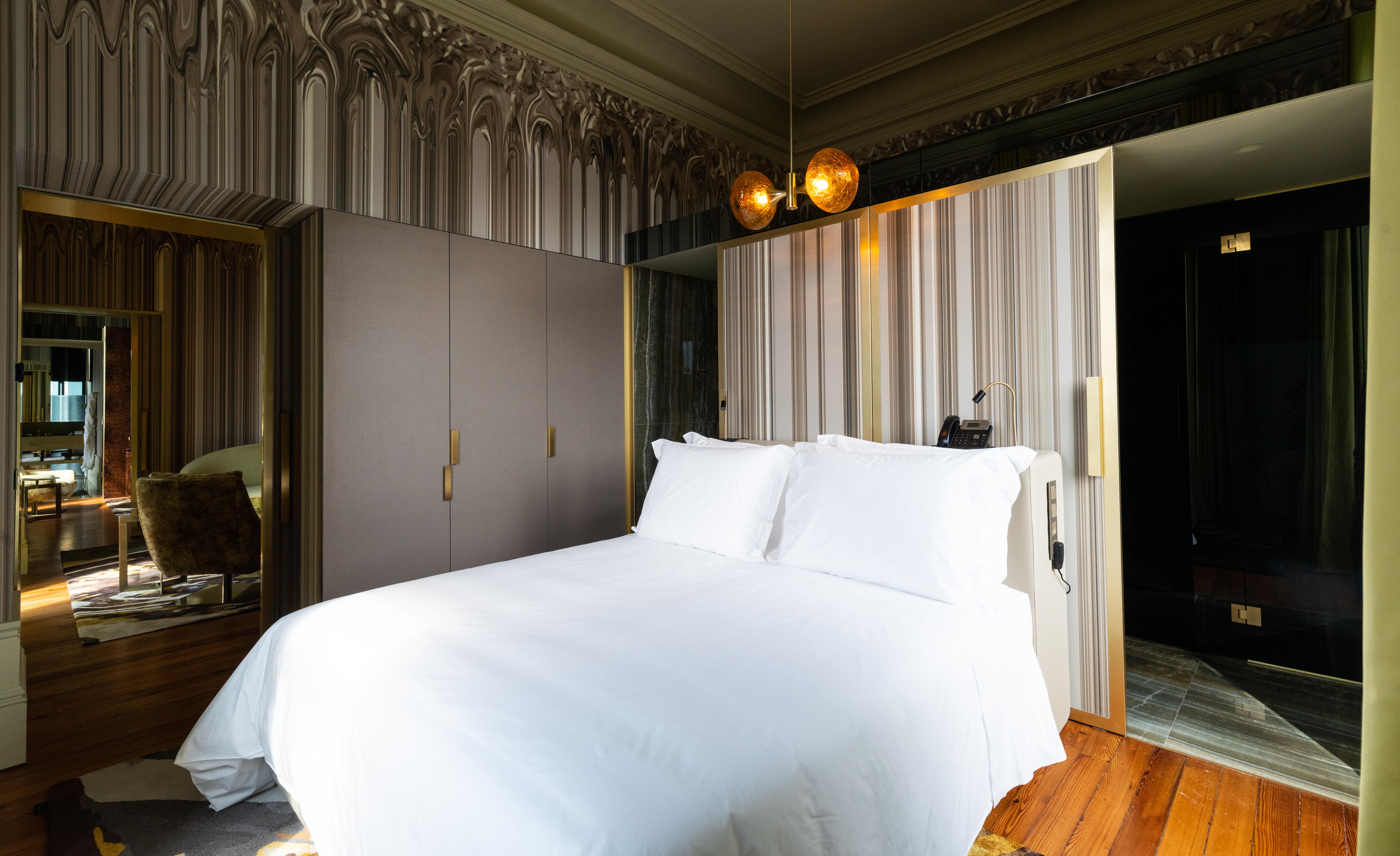 Vila Foz Hotel & Spa - Member Of Design Hotels Porto Eksteriør bilde A bedroom at the hotel