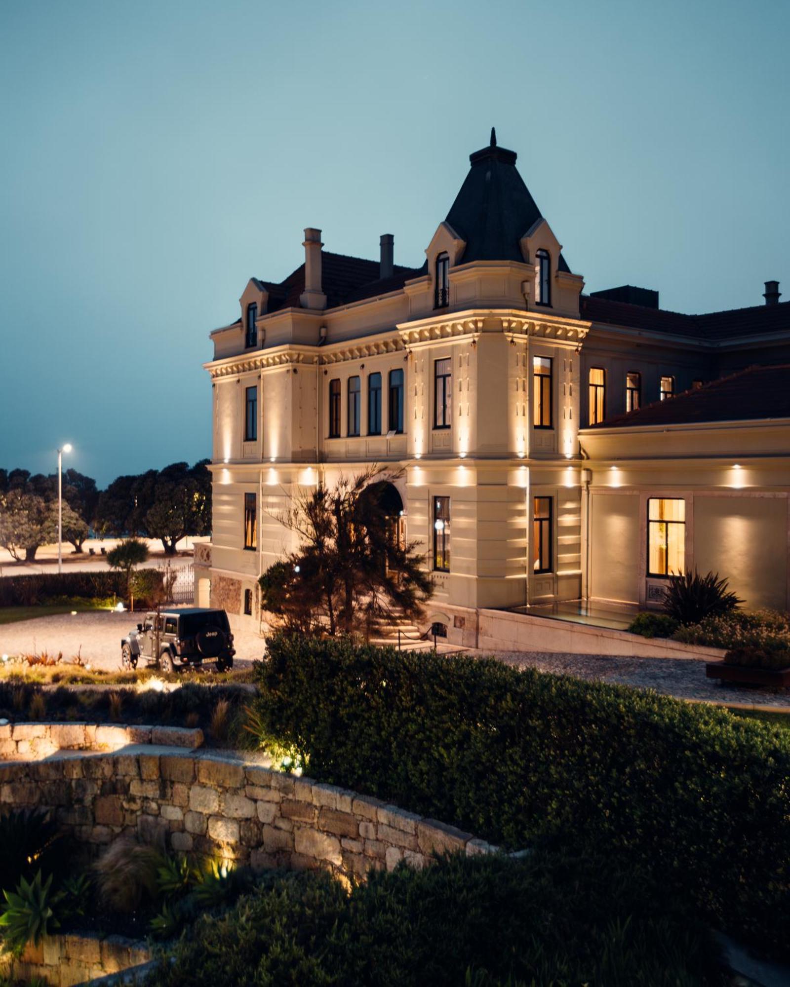 Vila Foz Hotel & Spa - Member Of Design Hotels Porto Eksteriør bilde The main building of the hotel