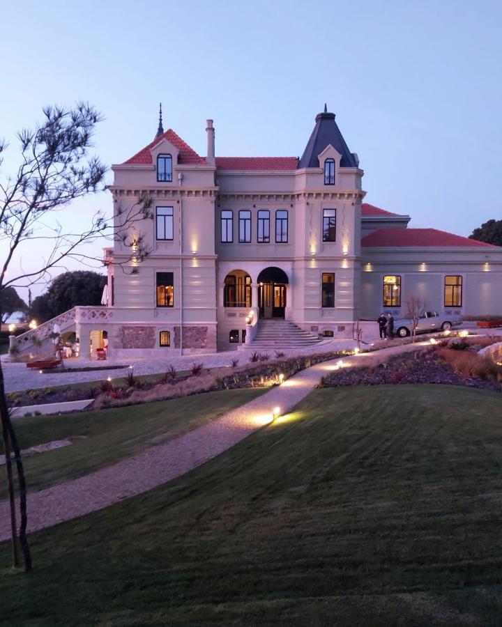 Vila Foz Hotel & Spa - Member Of Design Hotels Porto Eksteriør bilde The main building of the university